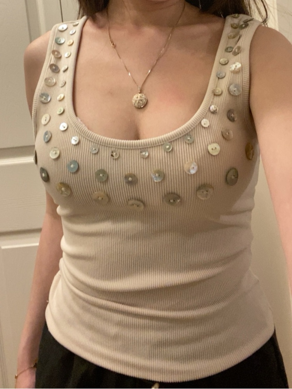 EDIKTED Shell Button Scoop Tank Top - Picture 4 of 6